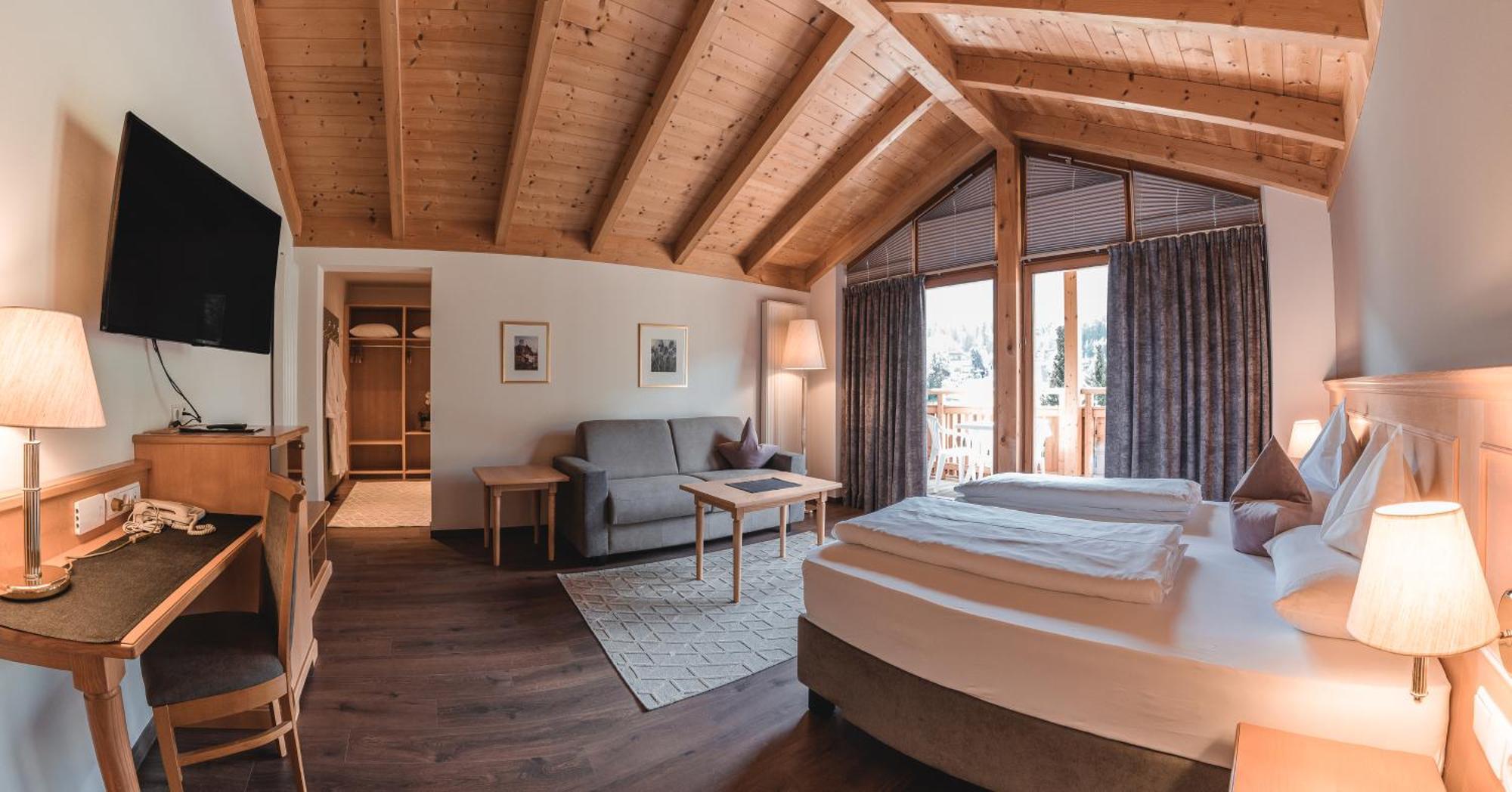 Hotel Reischach Brunico Kültér fotó