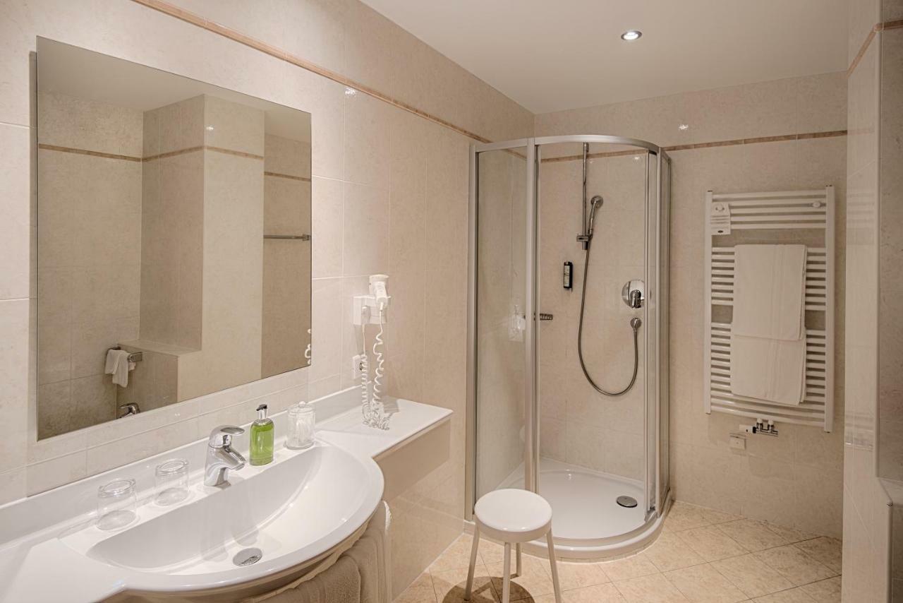 Hotel Reischach Brunico Kültér fotó